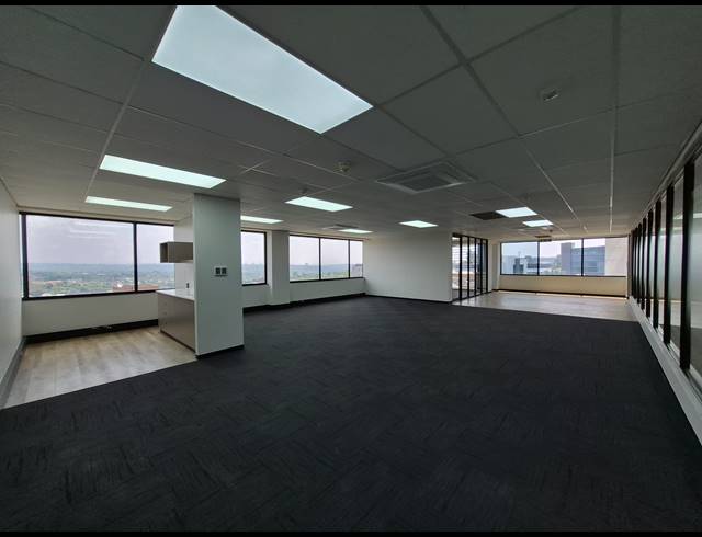 202M² OFFICE TO LET IN SANDOWN